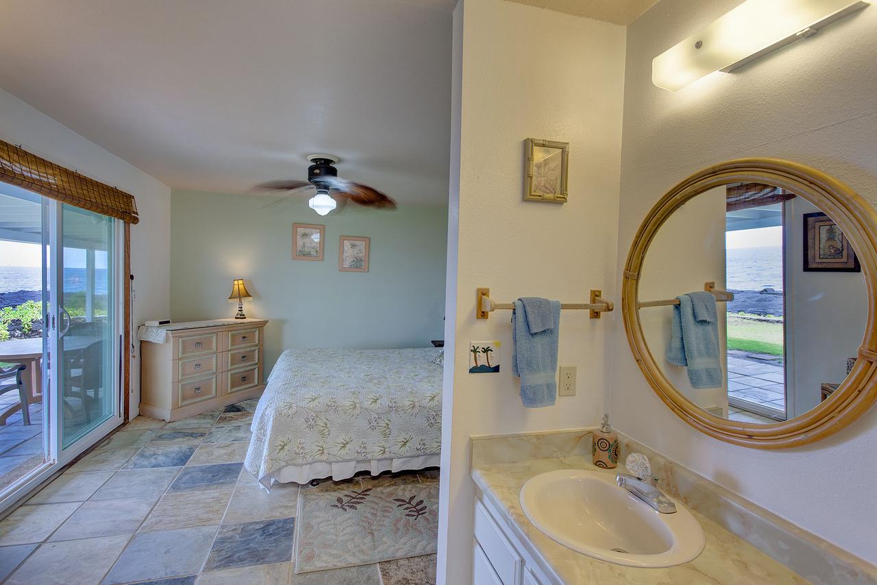 Oceanfront Aloha House - thumb 24