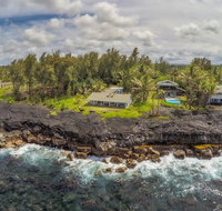 Oceanfront Aloha House - Accommodation Rooms