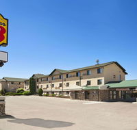 Super 8 by Wyndham Idaho Falls - Accommodation Rooms