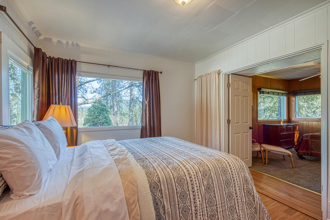 3 Bed 2 Bath Vacation Home In Sandpoint - thumb 17