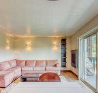 Red Cricket 18 - Accommodation Rooms