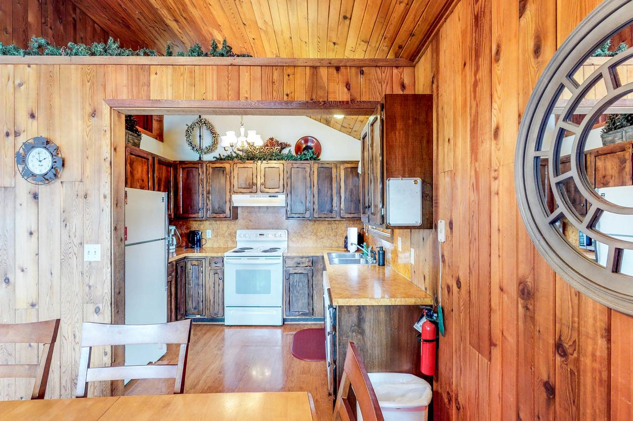 Ponderosa Cabin - thumb 9