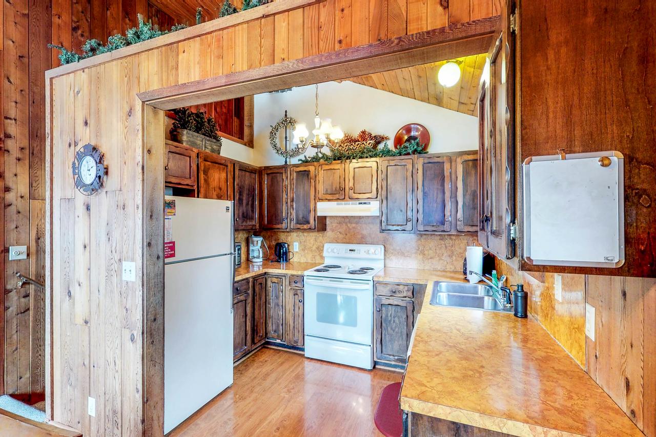 Ponderosa Cabin - thumb 2