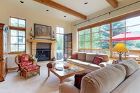 16 Villa Court Accommodation Rooms