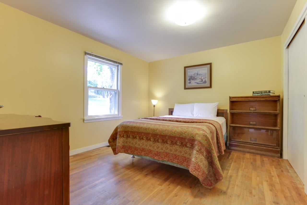 Pend Oreille Lakeshore Retreat - thumb 13