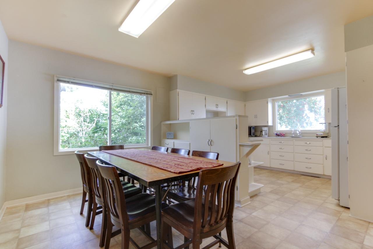 Pend Oreille Lakeshore Retreat - thumb 5