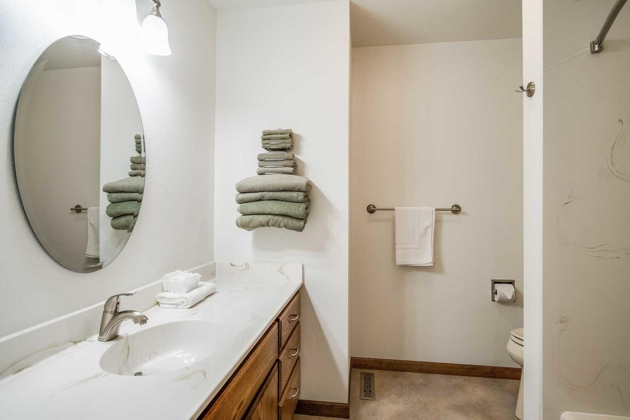 D21 Condo - thumb 13