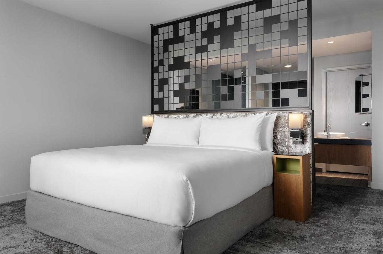 Loews Chicago O'Hare Hotel - thumb 5