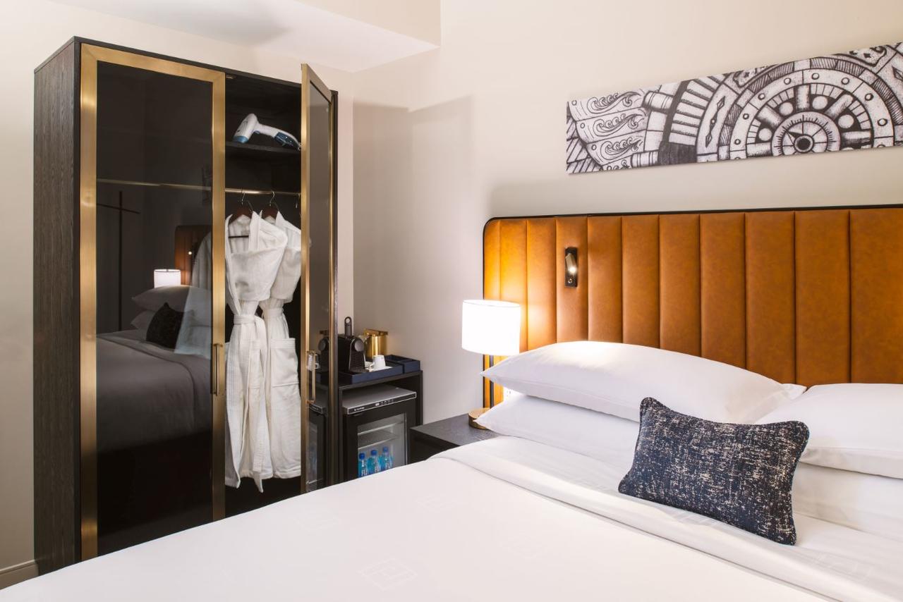 Hotel Julian Chicago - thumb 10