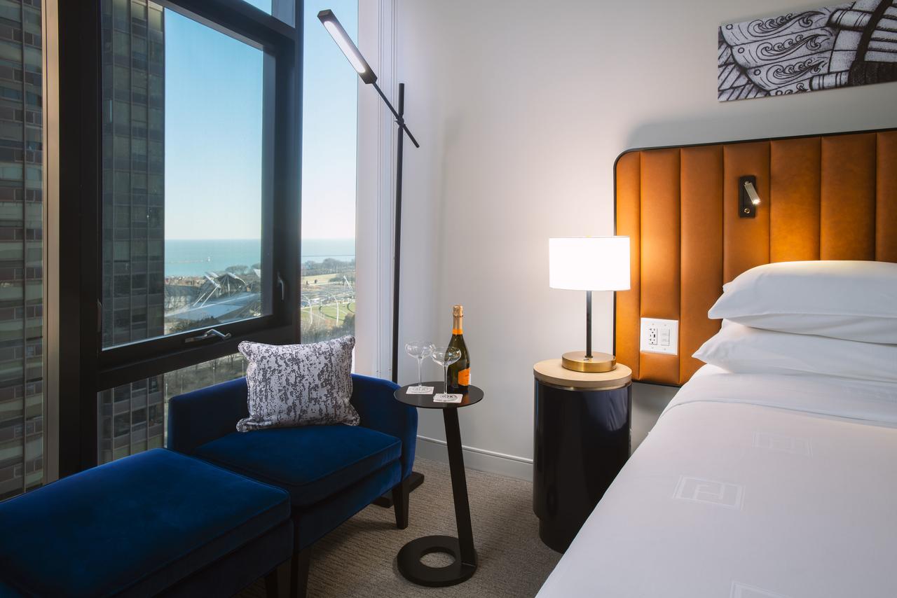 Hotel Julian Chicago - thumb 4