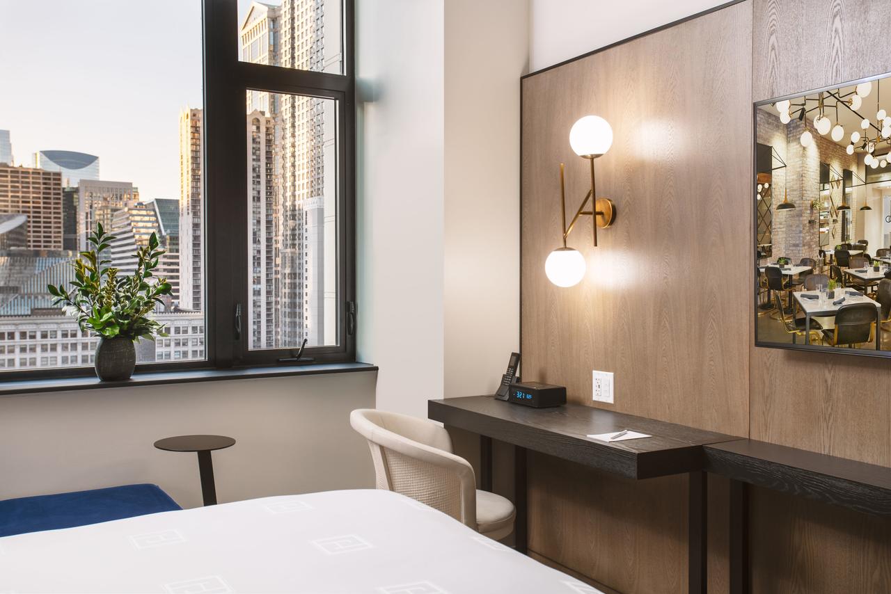 Hotel Julian Chicago - thumb 6