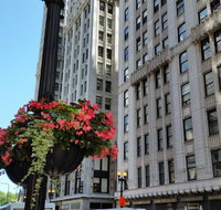 Pittsfield Apartments  Suites - Accommodation Rooms