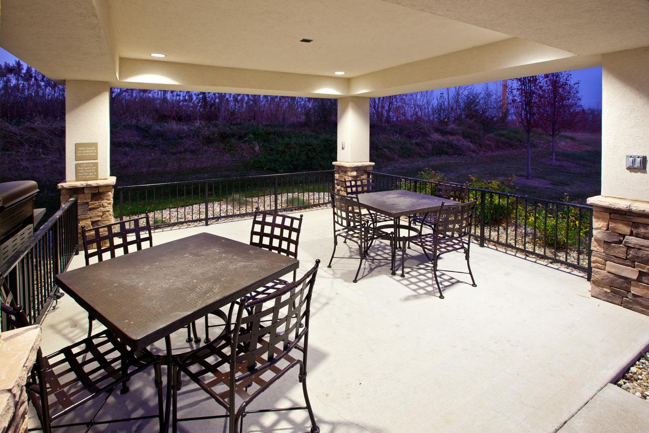 Candlewood Suites Springfield - thumb 9