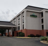 Wingate by Wyndham Springfield - Accommodation Rooms