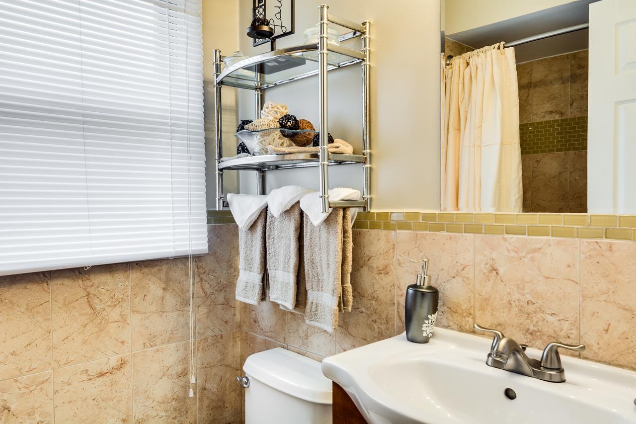 Pampered Rest Stop - 3 BR - thumb 9