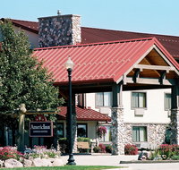 AmericInn by Wyndham Oswego - Accommodation Rooms