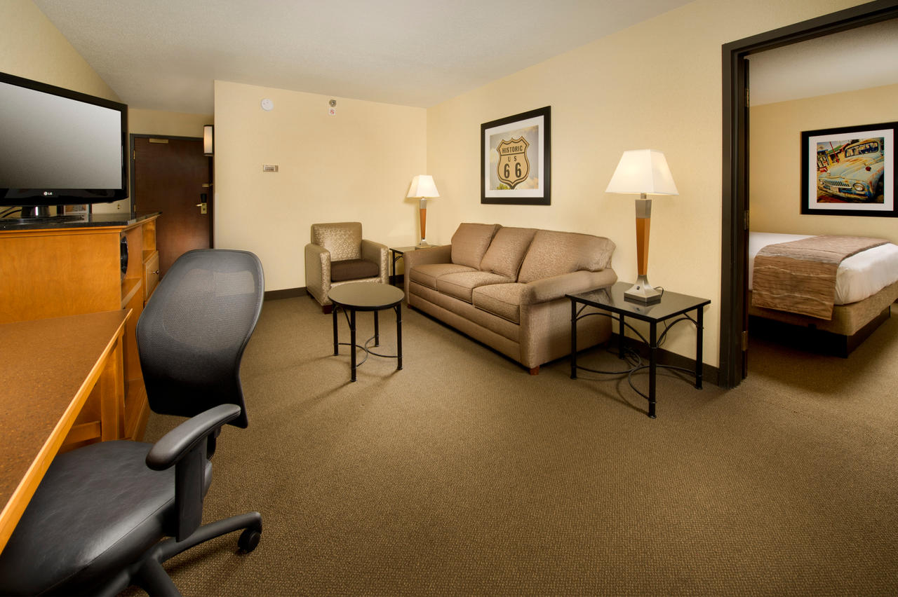Drury Inn & Suites Springfield - thumb 20