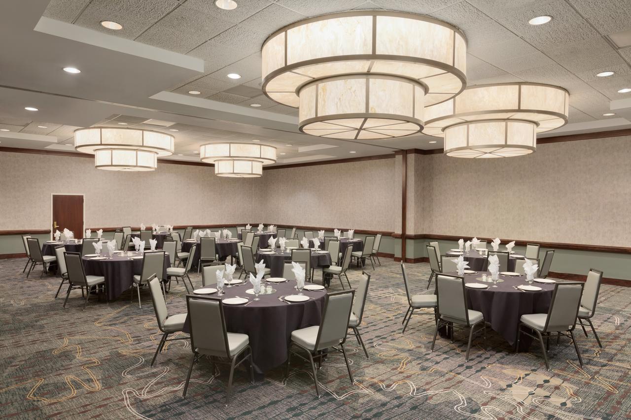 Embassy Suites Chicago - North Shore/Deerfield - thumb 18