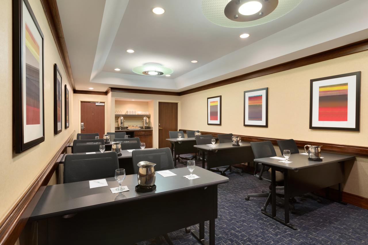 Embassy Suites Chicago - North Shore/Deerfield - thumb 9