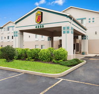 Super 8 by Wyndham Aurora/Naperville Area - Accommodation Rooms