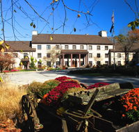 Spring Mill Inn - Accommodation Rooms
