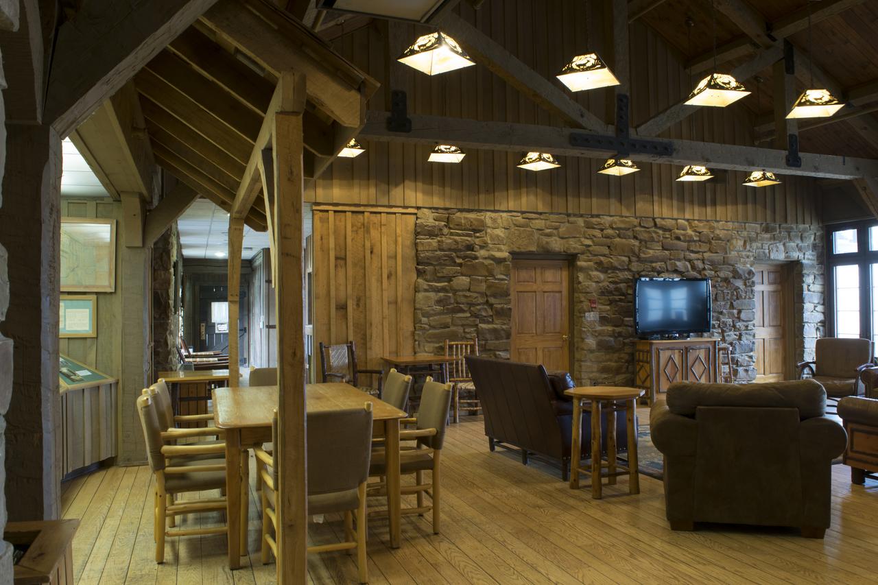 Abe Martin Lodge & Cabins - thumb 20