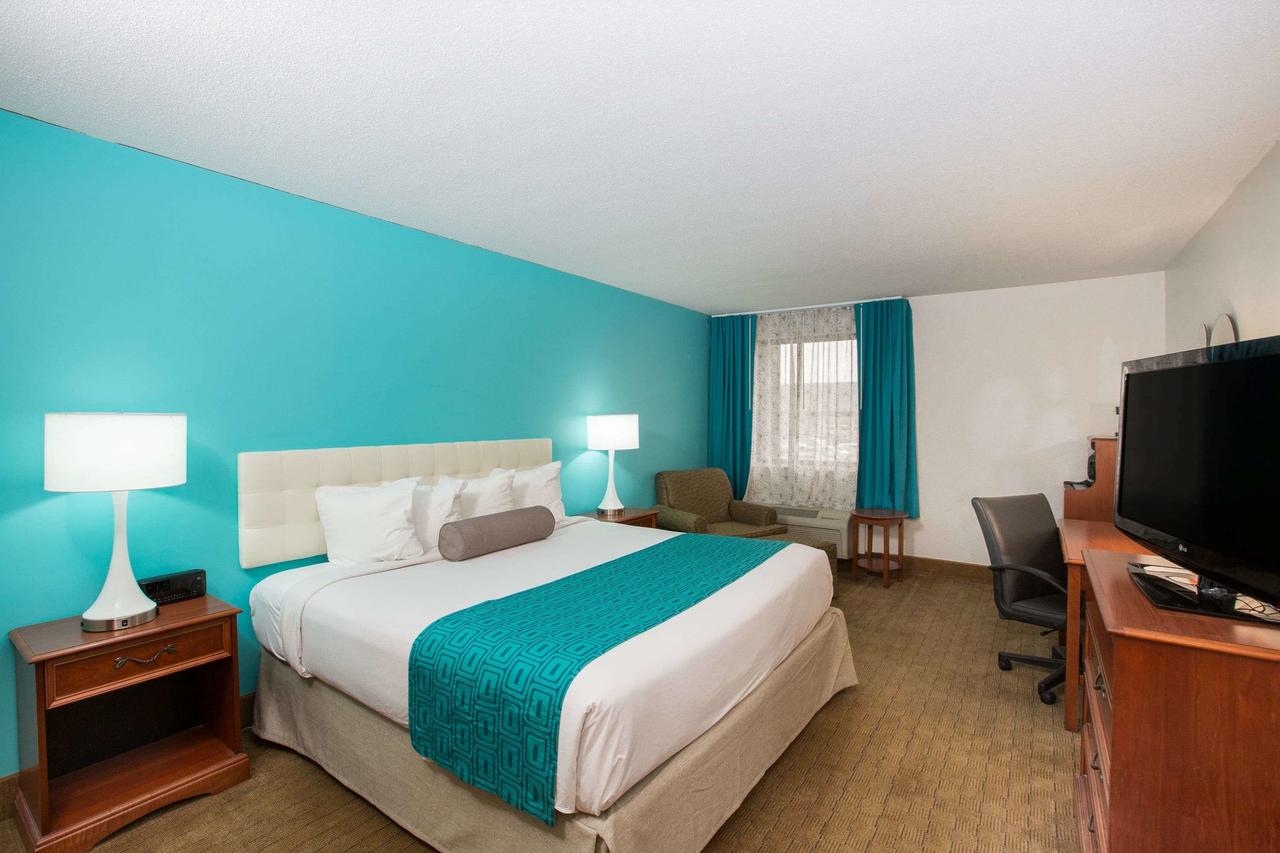 Howard Johnson By Wyndham Evansville East - thumb 25