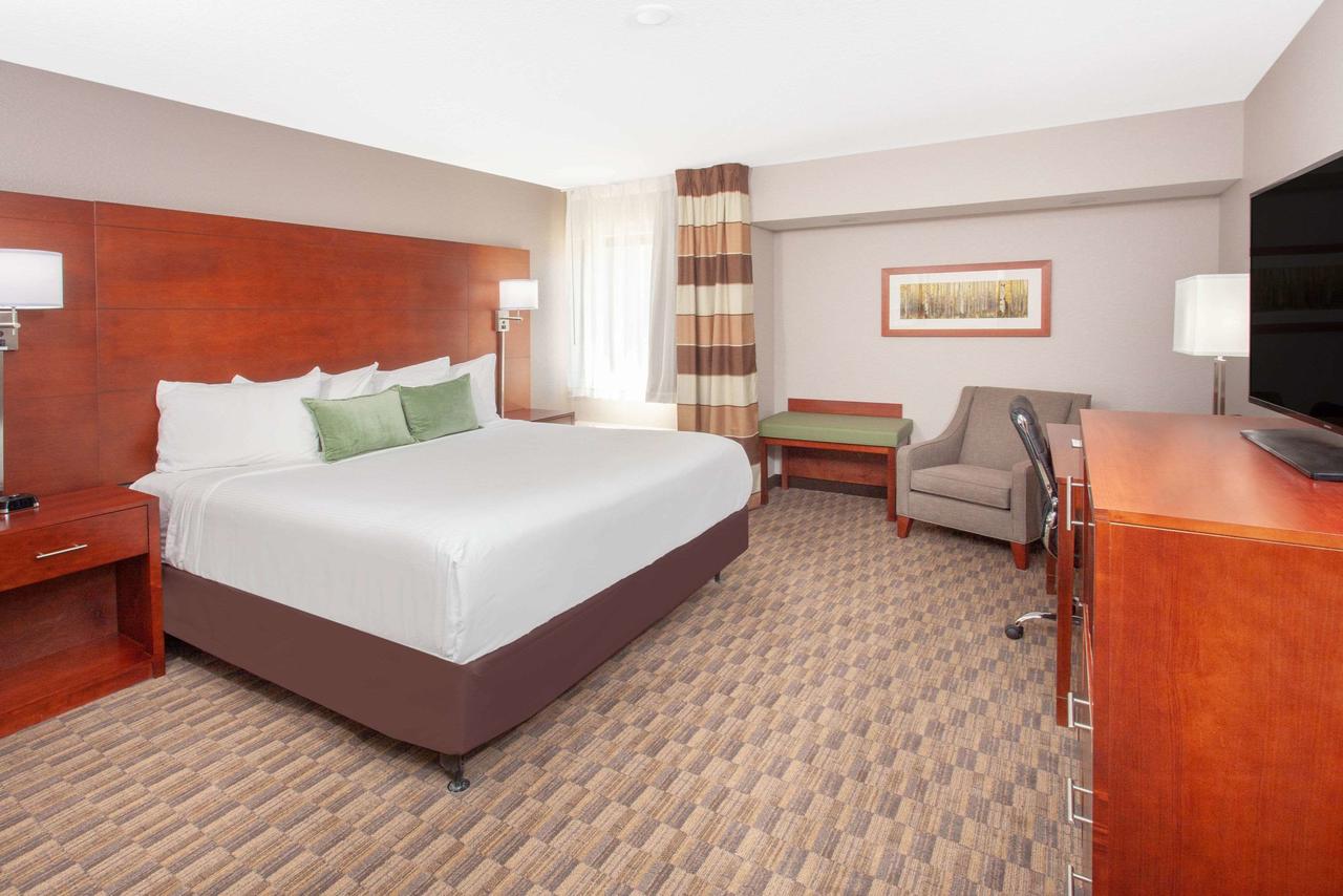 Wyndham Garden Fort Wayne - thumb 42
