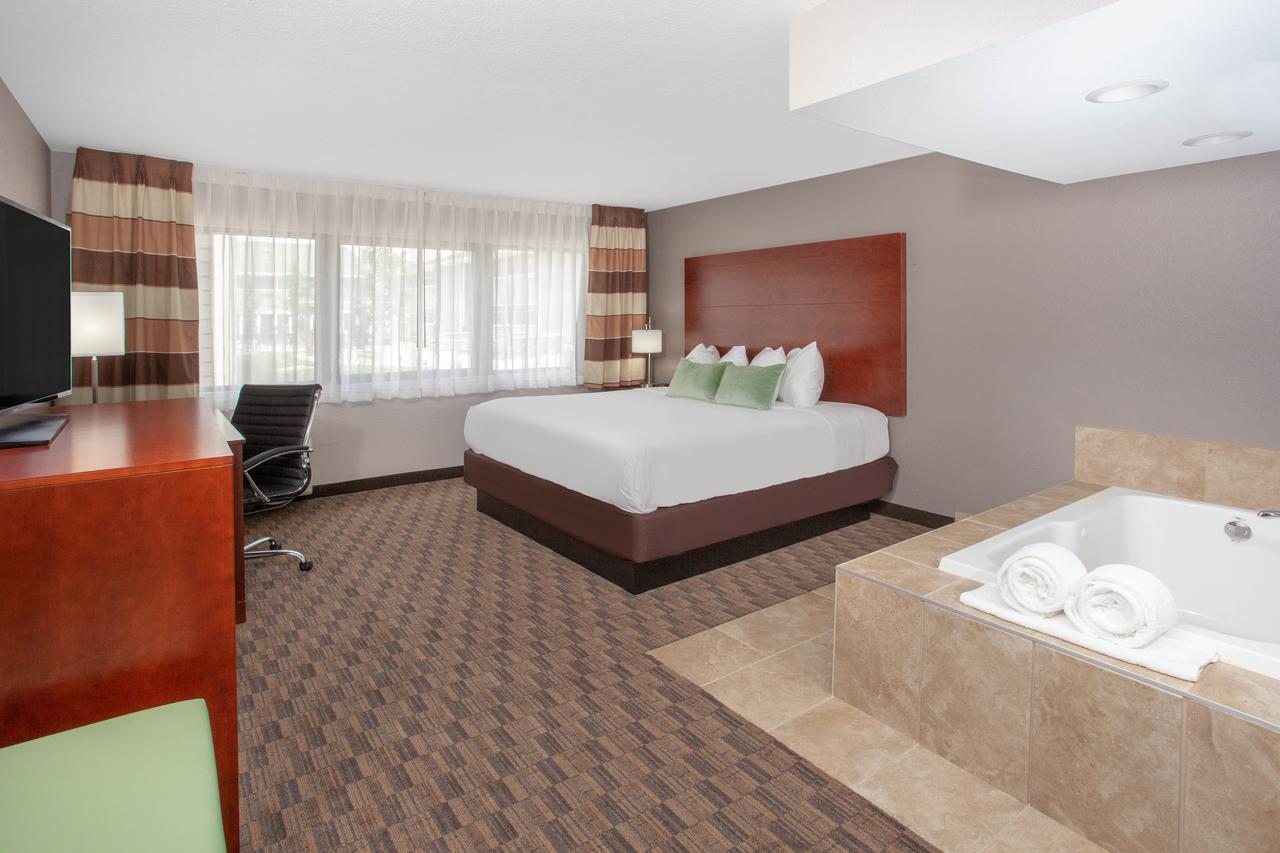 Wyndham Garden Fort Wayne - thumb 36