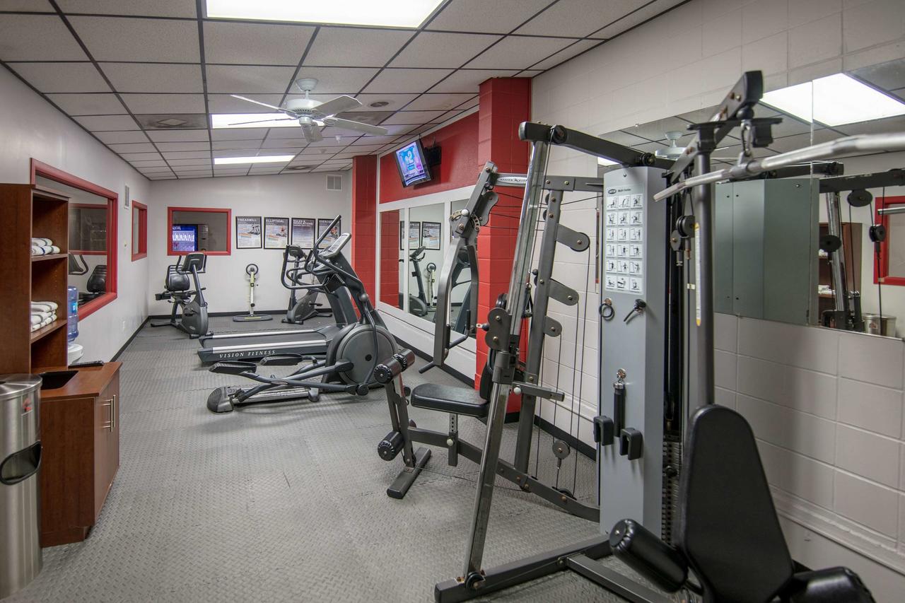Ramada By Wyndham Cedar Rapids - thumb 19