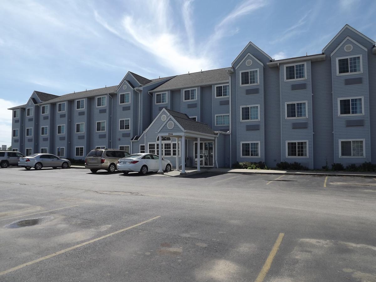 MICROTEL Inn And Suites - Ames - thumb 1