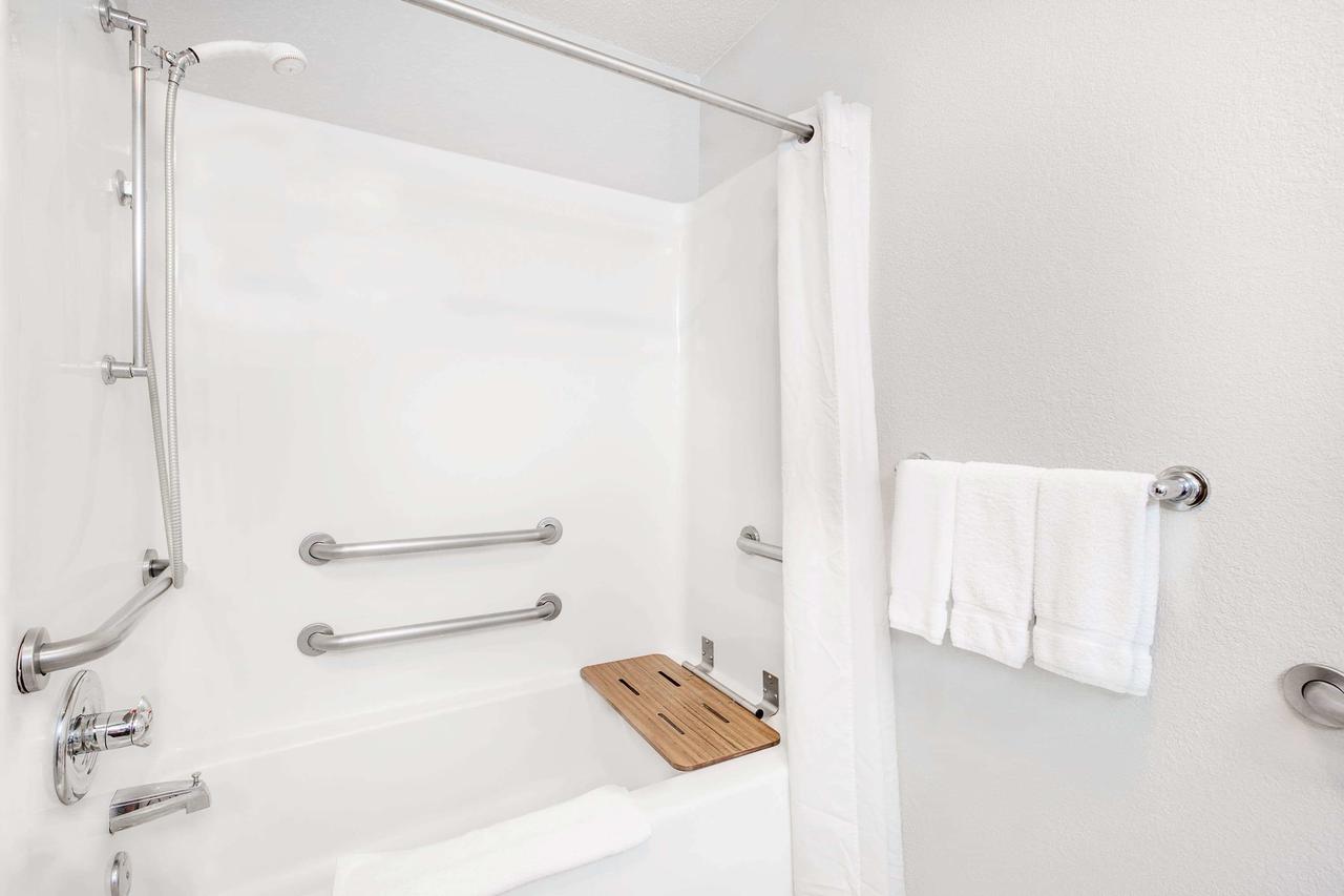 MICROTEL Inn And Suites - Ames - thumb 34