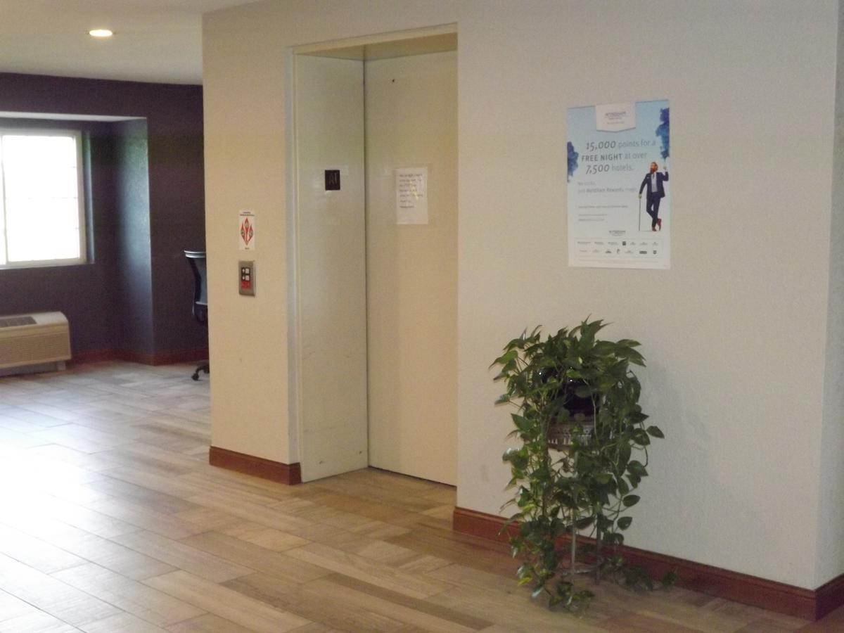 MICROTEL Inn And Suites - Ames - thumb 3