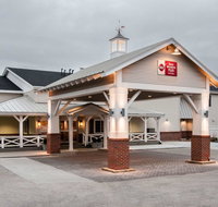 Best Western Plus University Park Inn  Suites - Accommodation Rooms