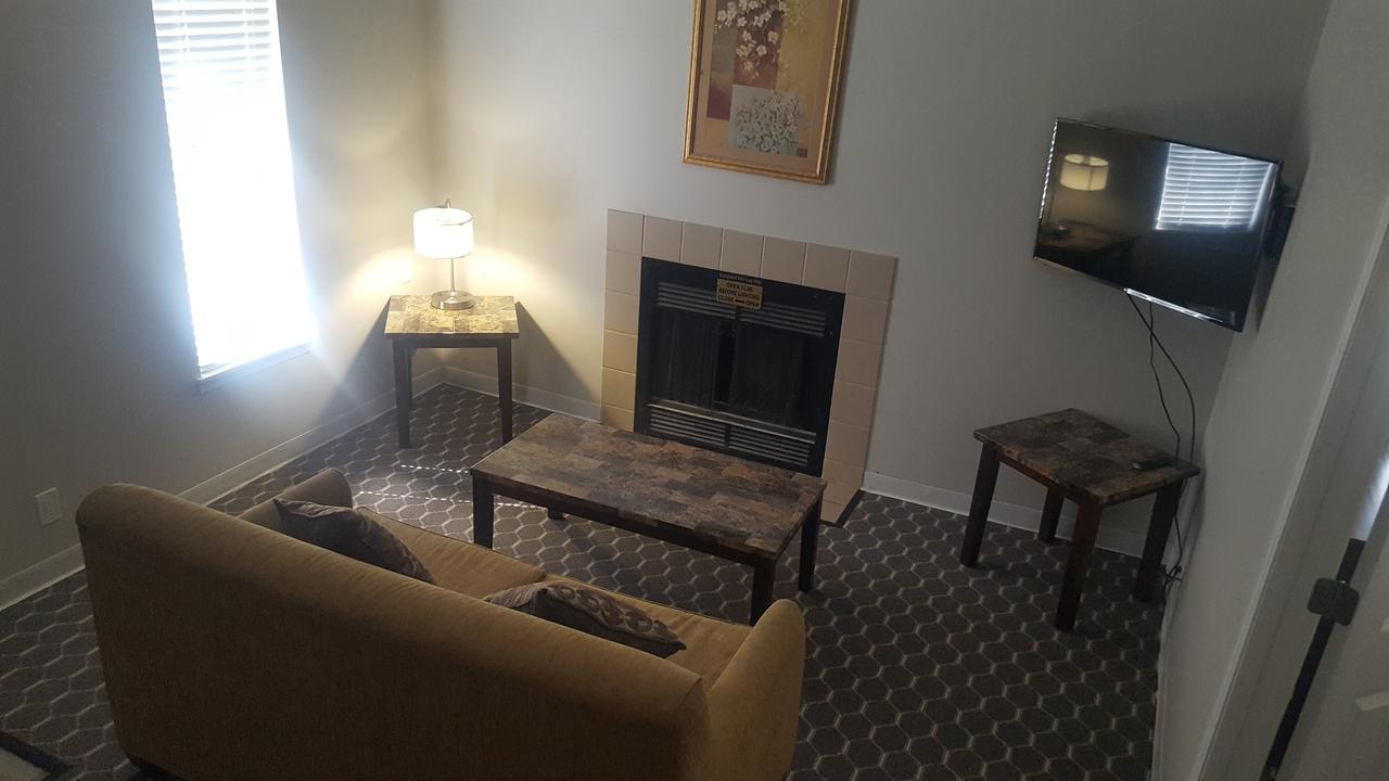 Sterling Hotel And Suites - thumb 6