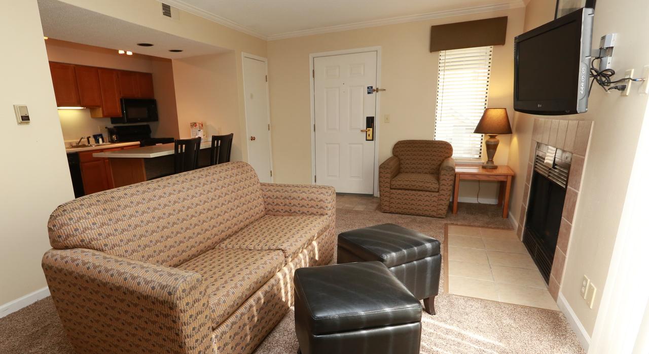 Sterling Hotel And Suites - thumb 13