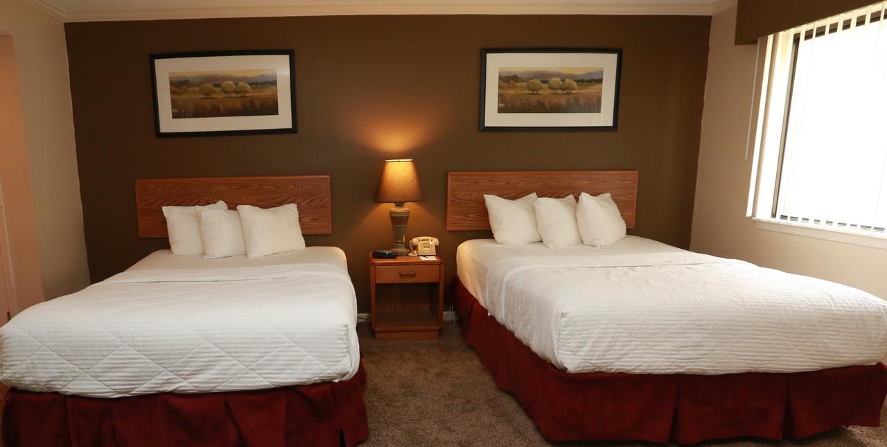 Sterling Hotel And Suites - thumb 26