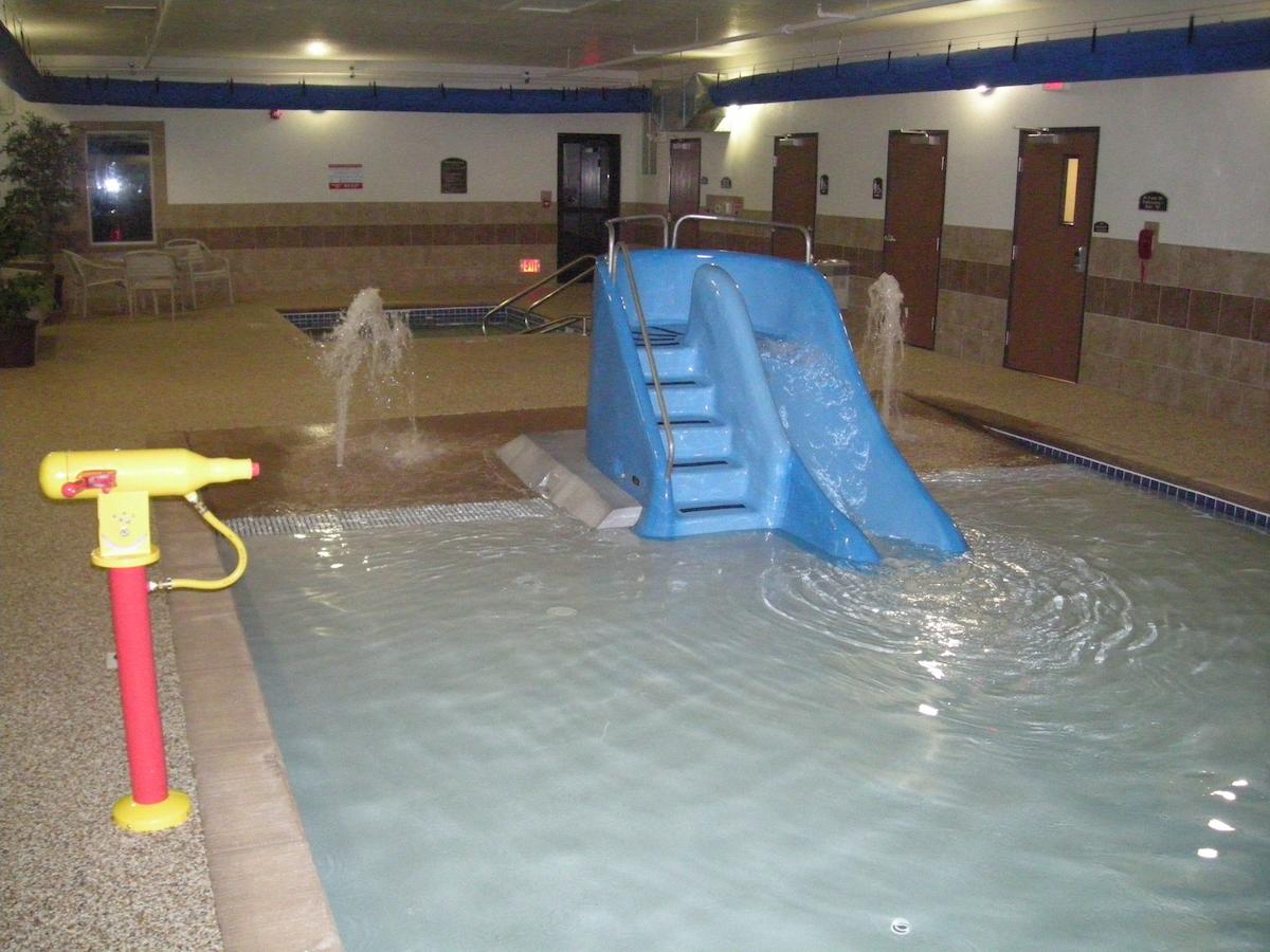 Holiday Inn Express Hotel & Suites Sheldon - thumb 13