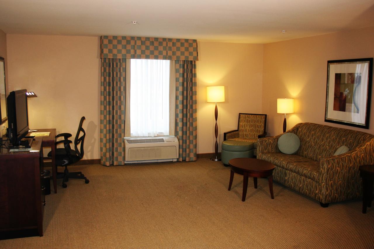 Hilton Garden Inn Ames - thumb 10