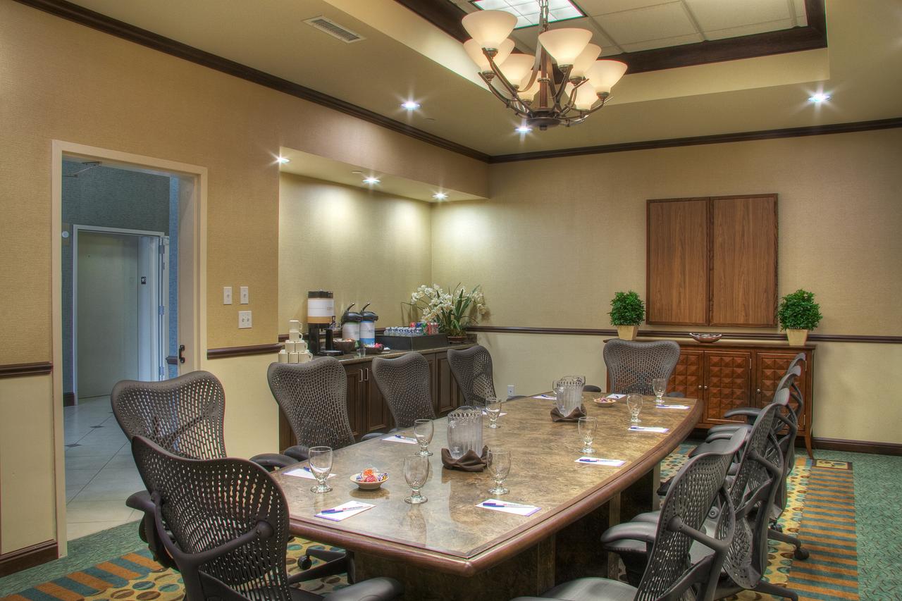 Hilton Garden Inn Ames - thumb 43