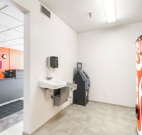 Motel 6 Olathe - Accommodation Rooms