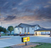 Super 8 by Wyndham Belleville - Accommodation Rooms