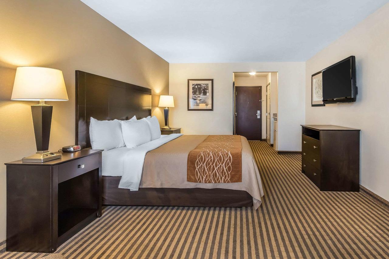 Comfort Inn & Suites Newton - thumb 37