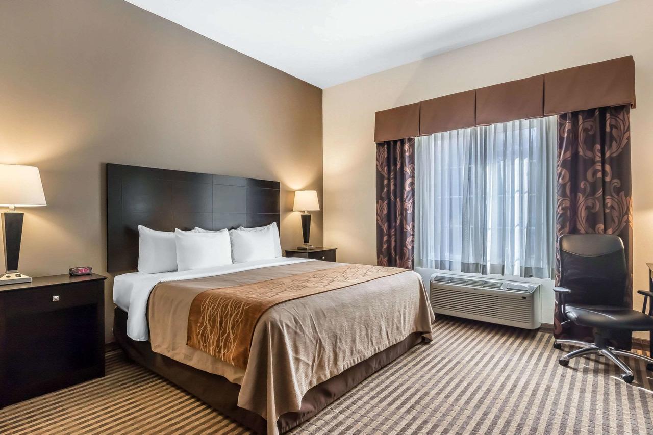 Comfort Inn & Suites Newton - thumb 40