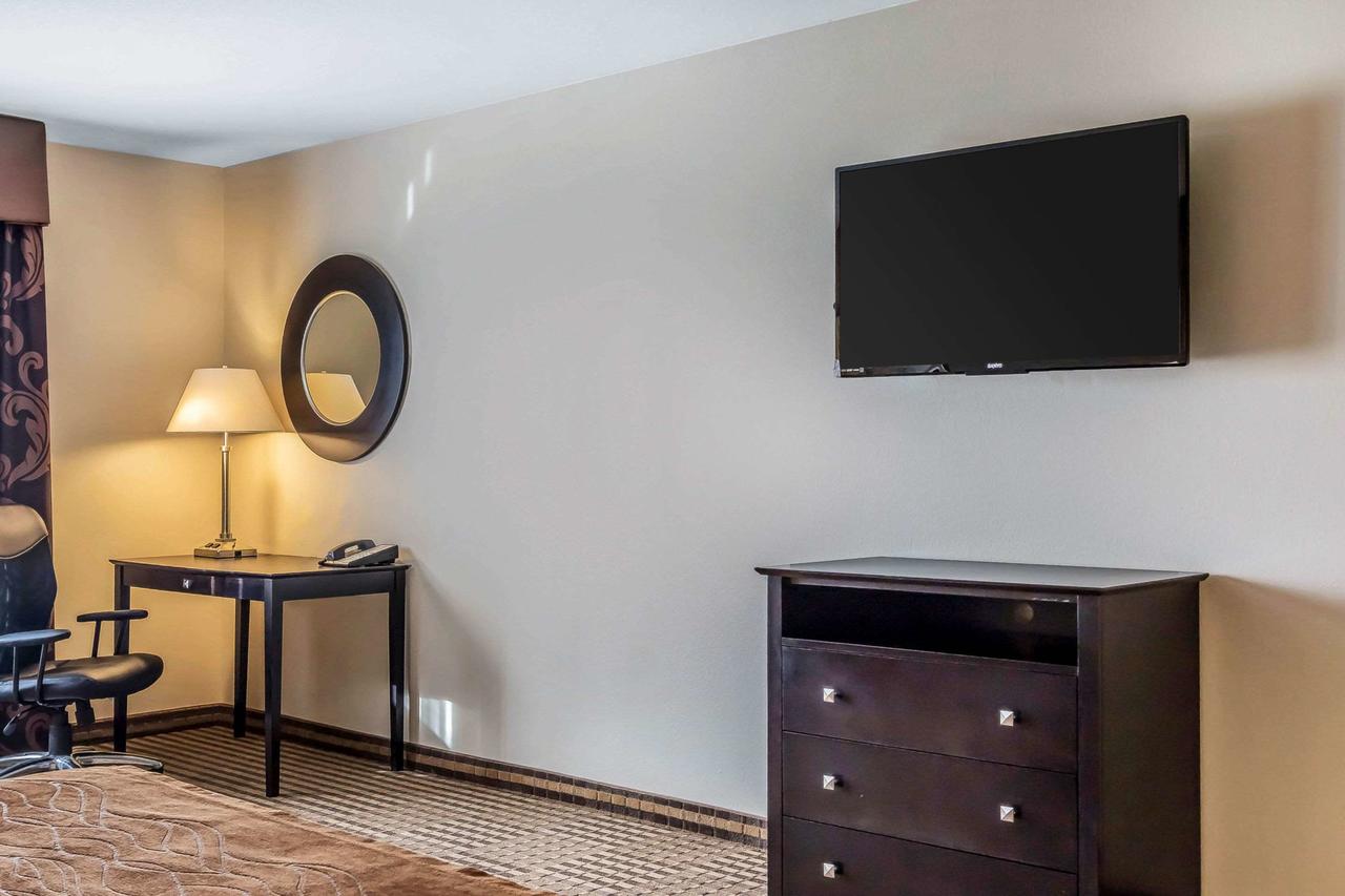 Comfort Inn & Suites Newton - thumb 33