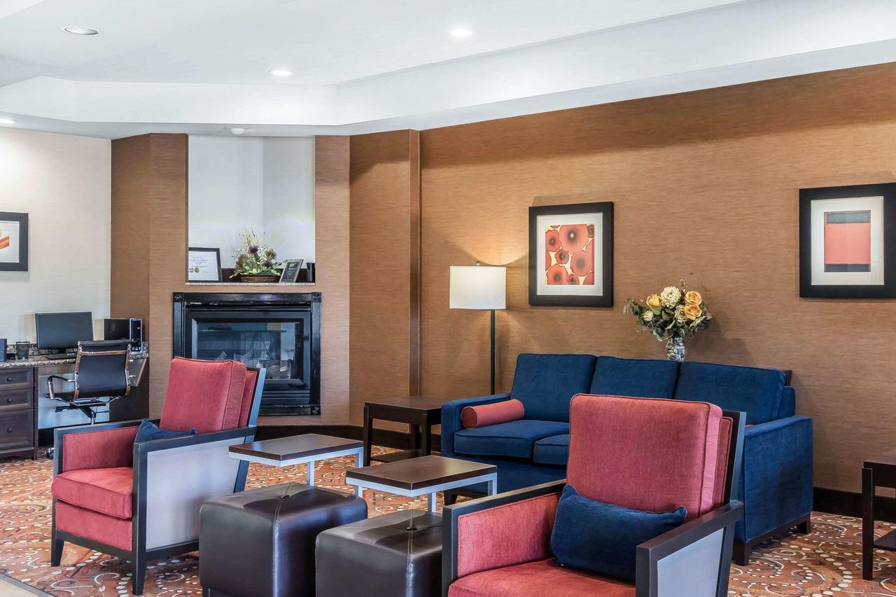 Comfort Inn & Suites Newton - thumb 42