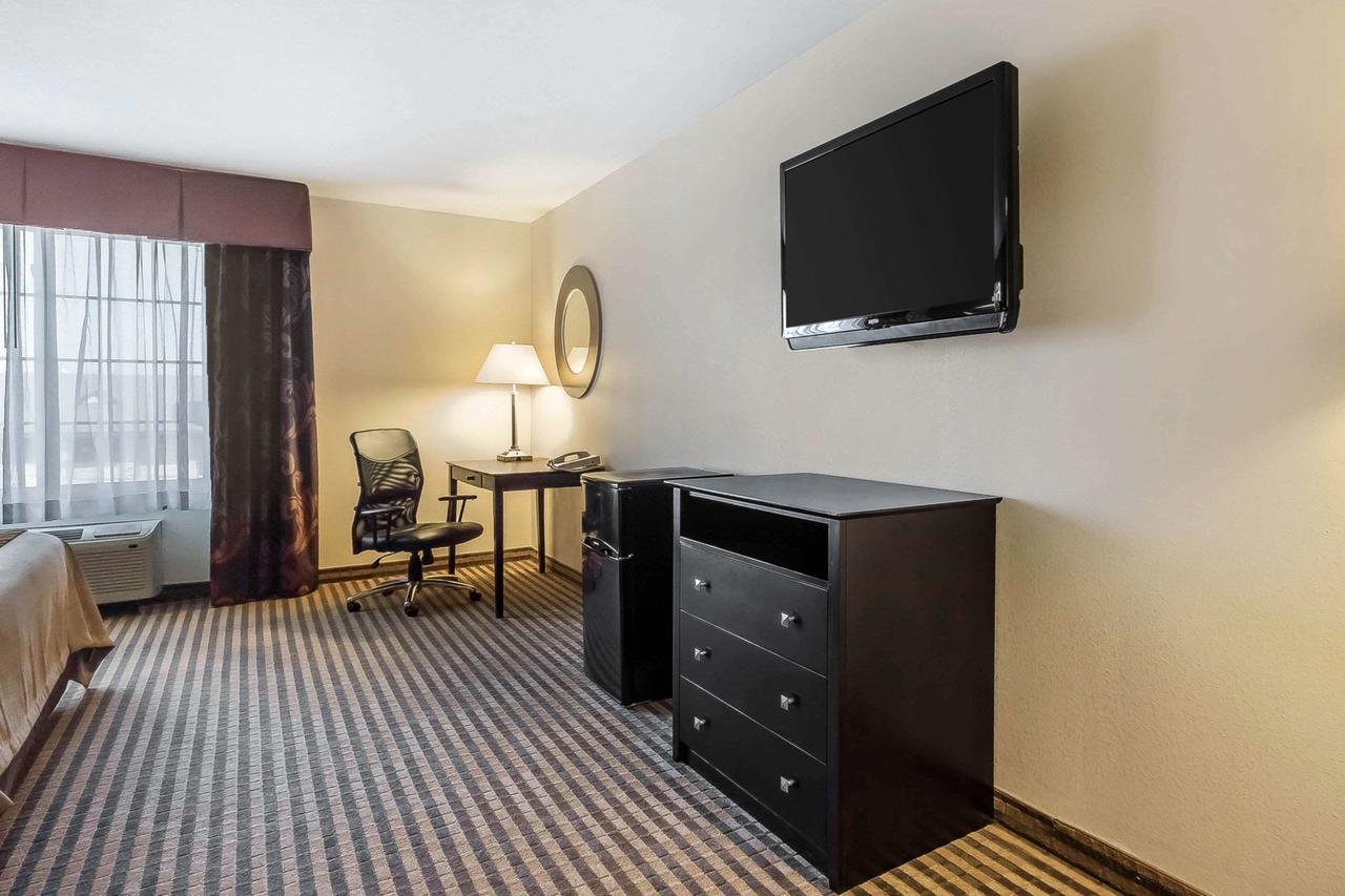 Comfort Inn & Suites Newton - thumb 17