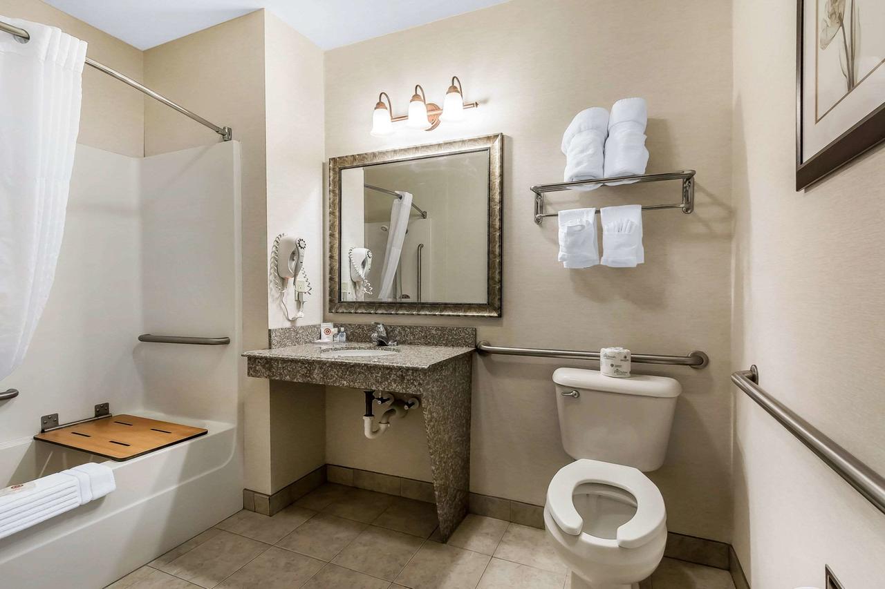 Comfort Inn & Suites Newton - thumb 2