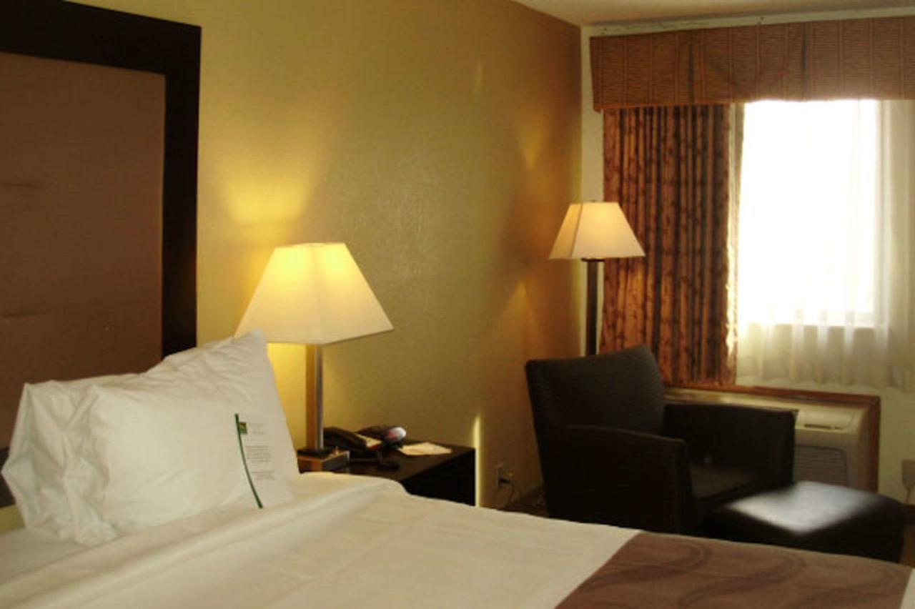 Quality Inn & Suites Florence - thumb 10