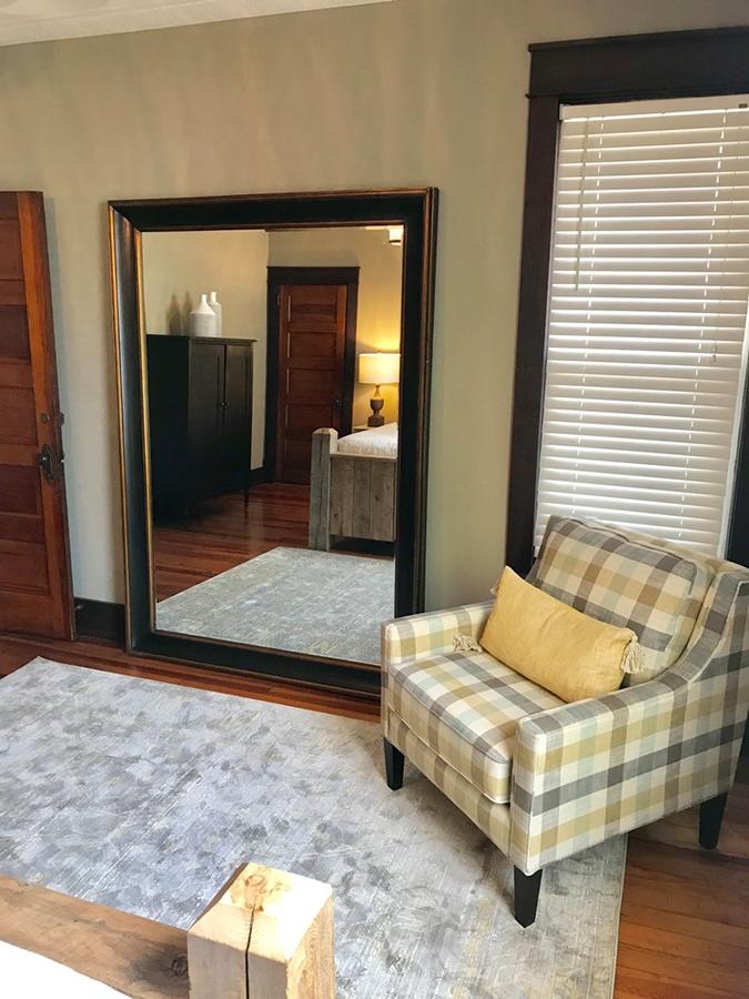 Knott On Main - thumb 16